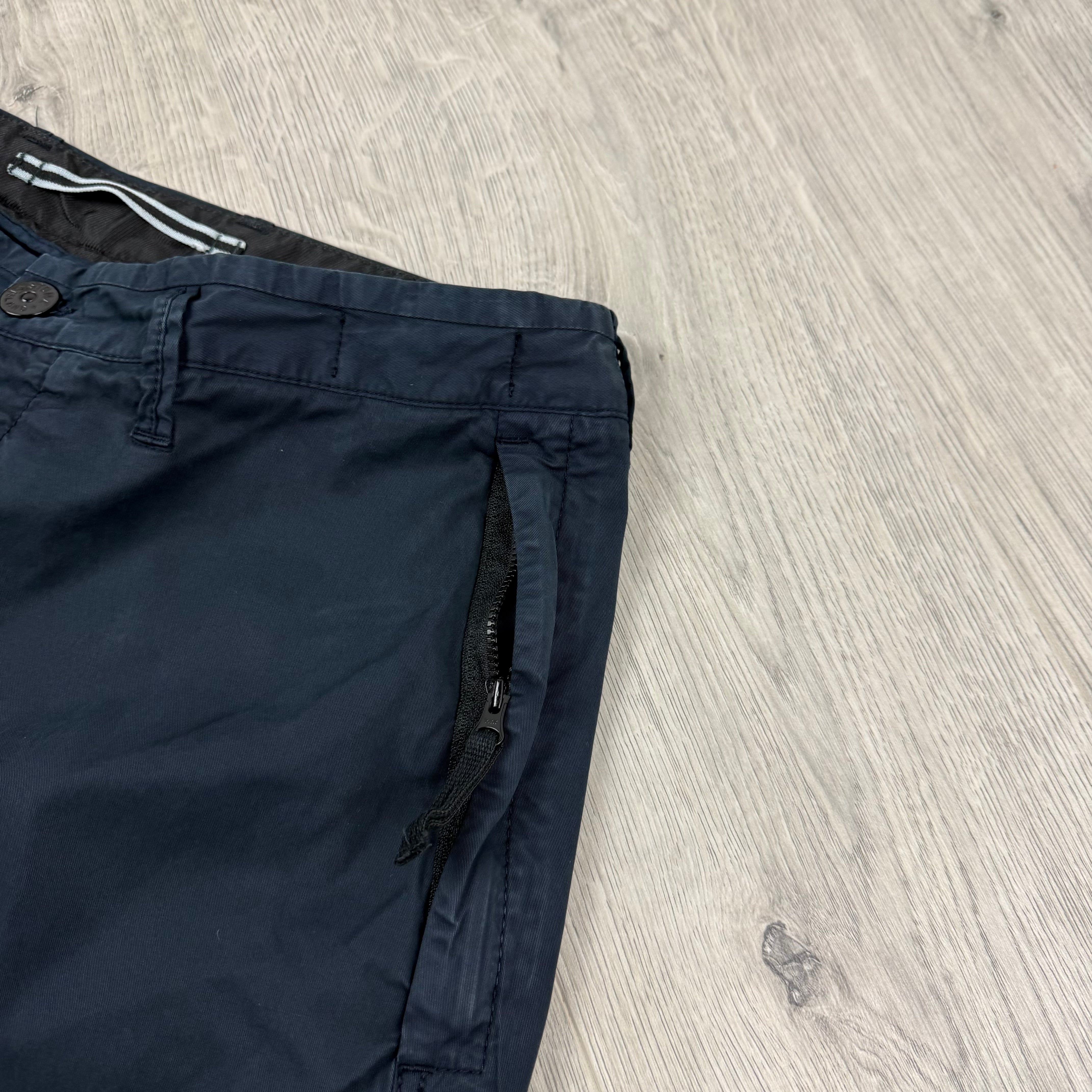 Stone Island Supima Cargo Shorts - Navy