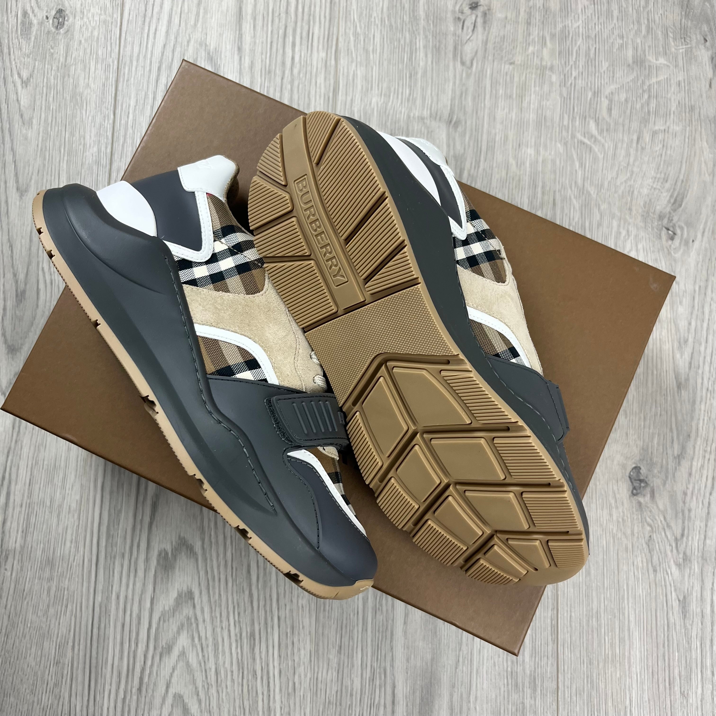 Burberry 'Ramsey' Sneaker - Taupe