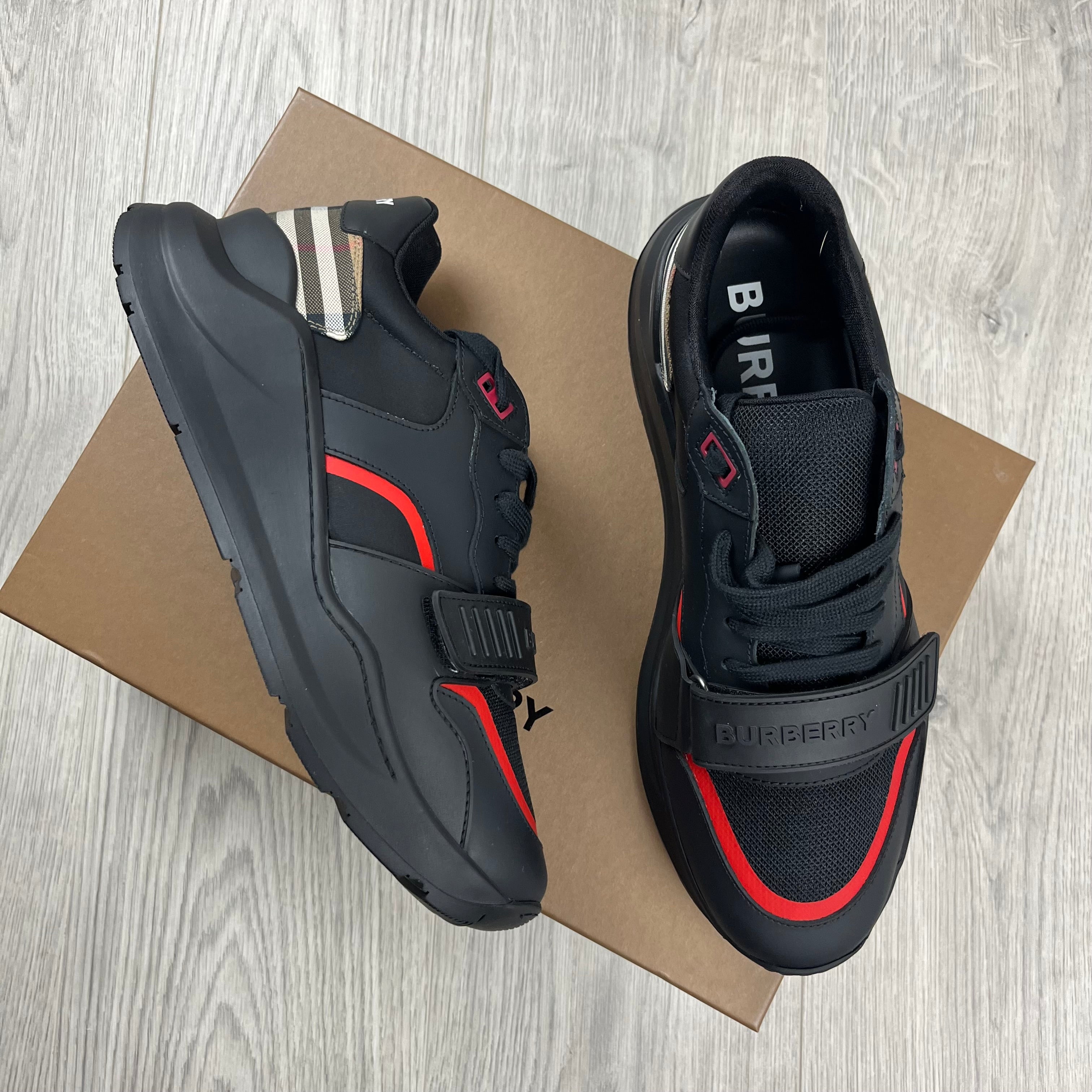 Burberry 'Ramsey' Sneaker - Black
