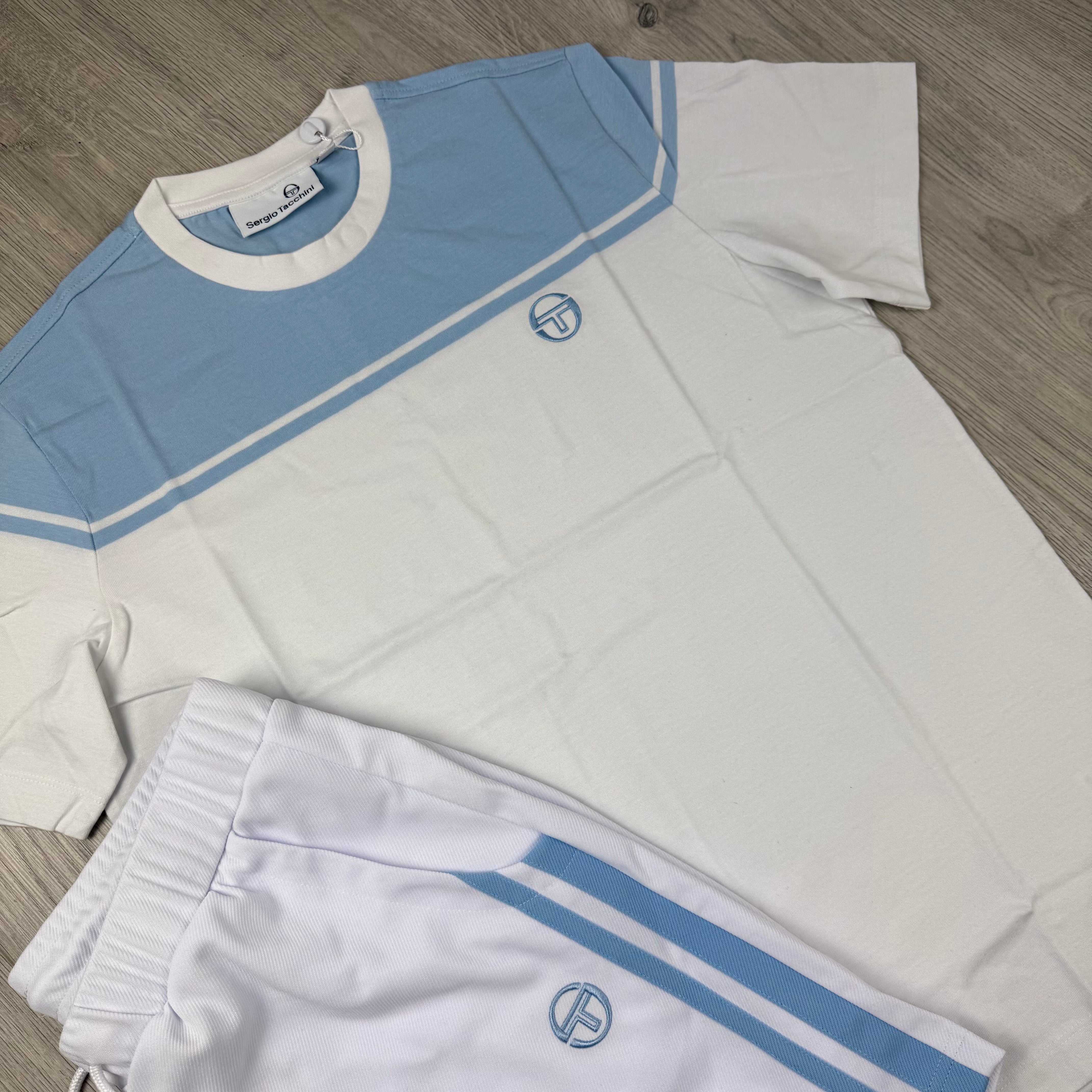Sergio Tacchini 'Young Line' Set - White/Baby Blue
