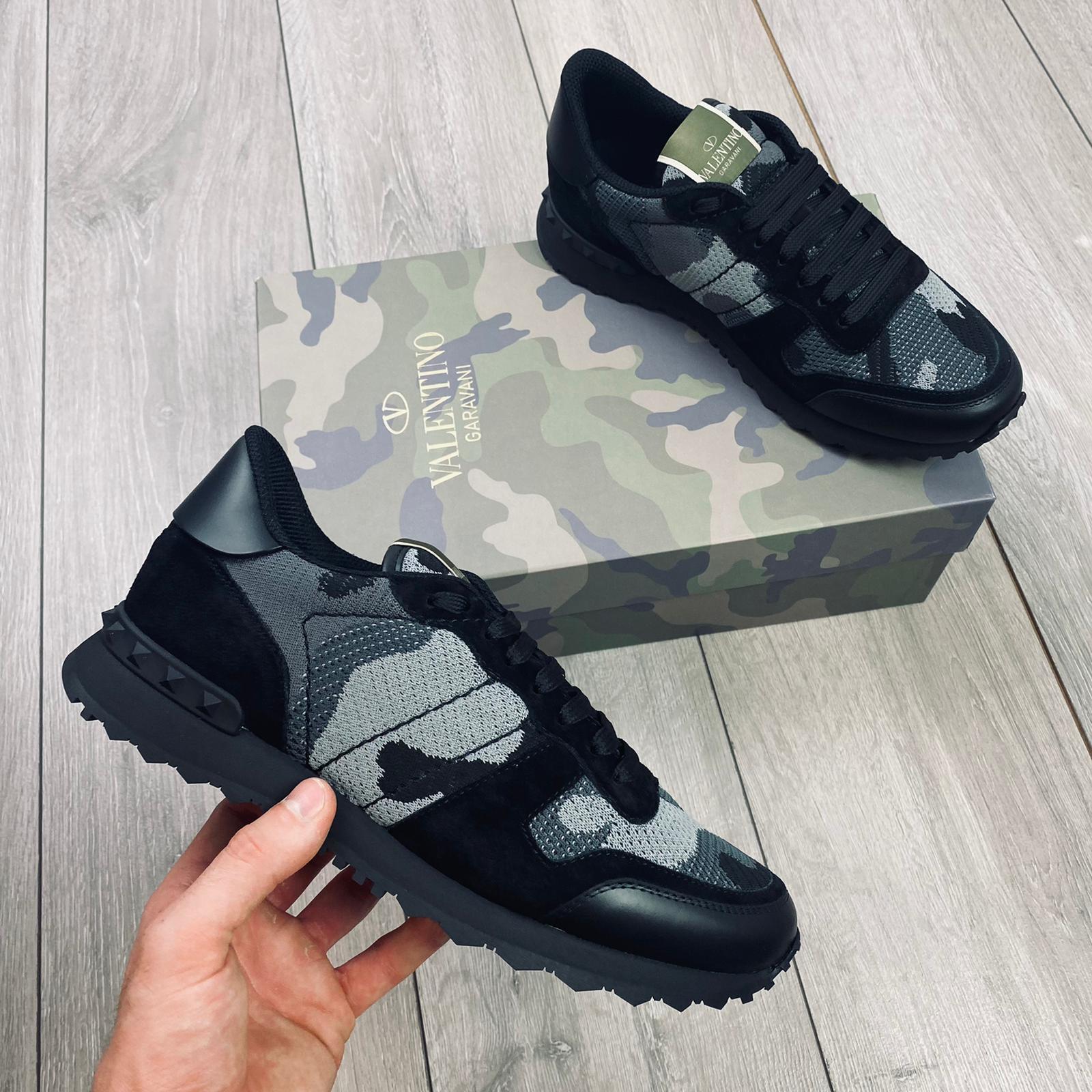 Valentino Rockrunner Sneakers - Black