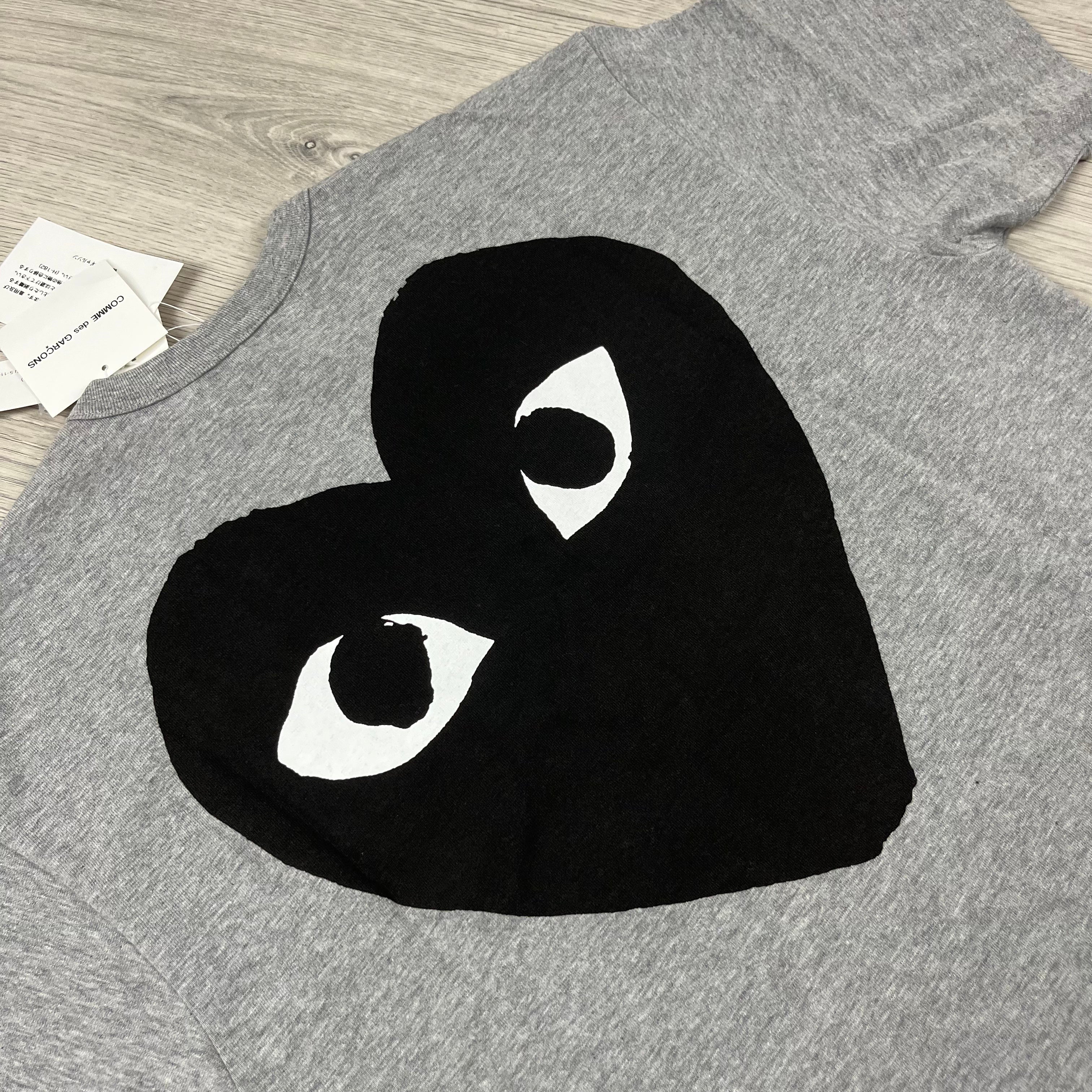 Comme des Garçons PLAY T-Shirt - Grey