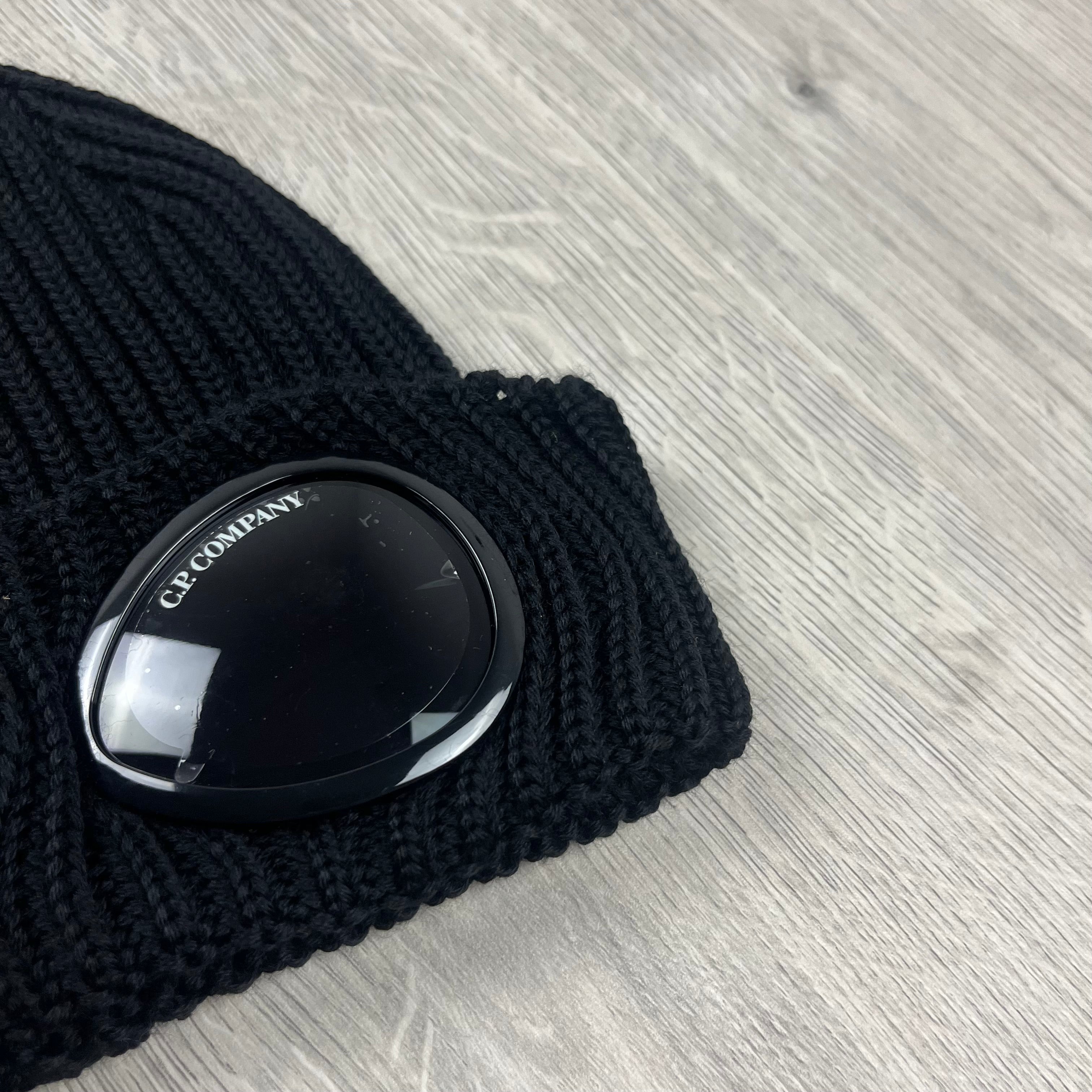 CP Company Goggle Beanie - Black