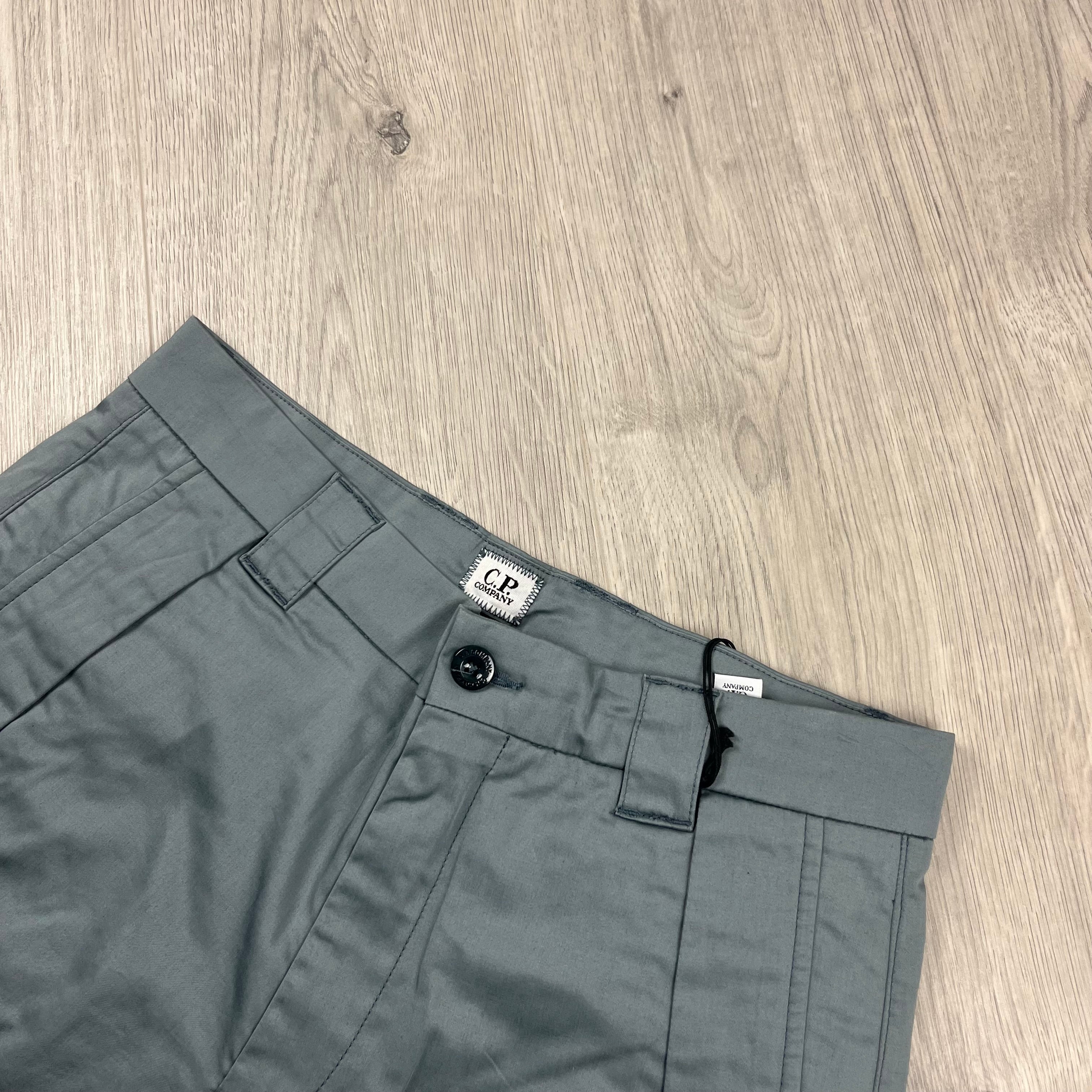 CP Company Metropolis Cargo Shorts - Grey