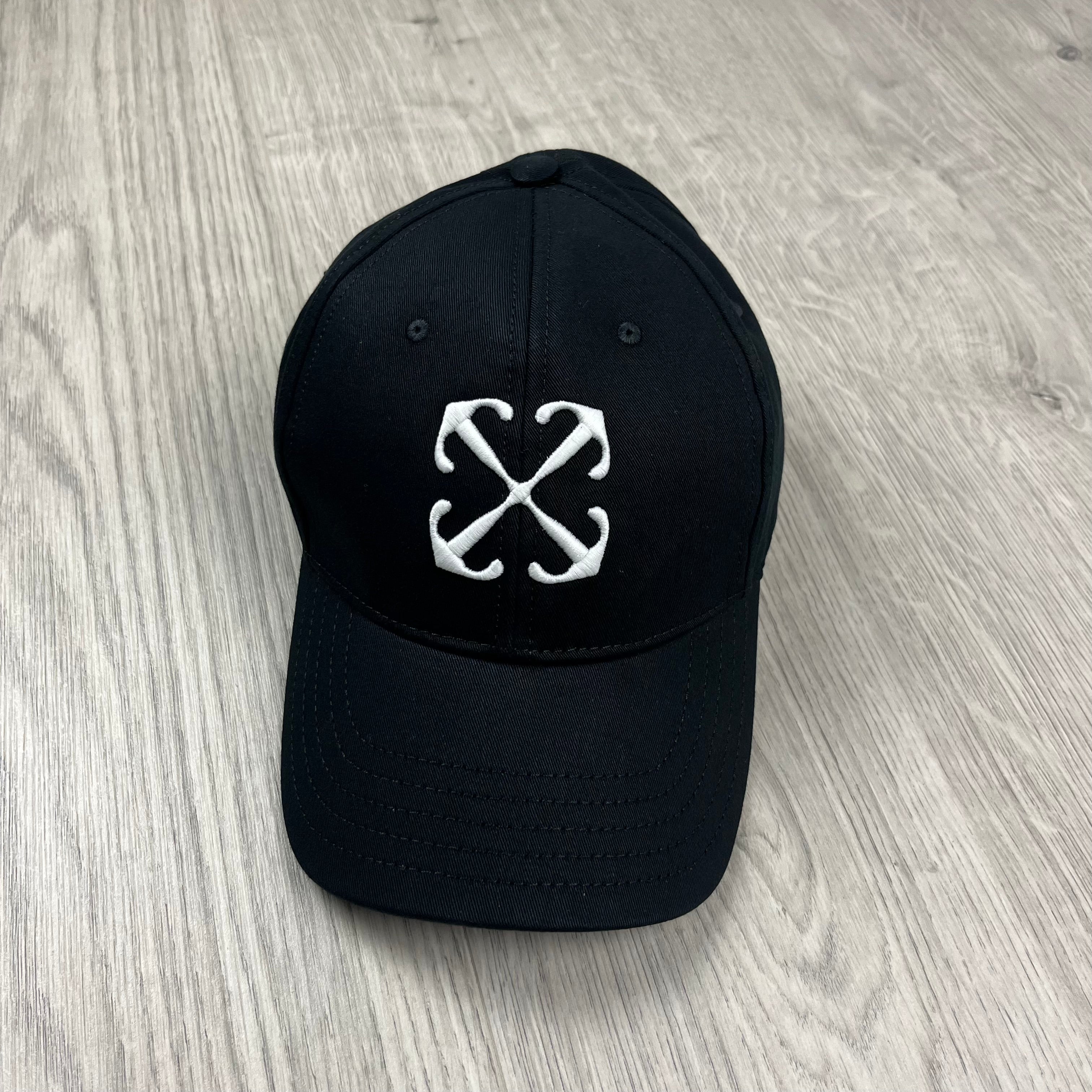 Off-White Arrow Baseball Cap - Black