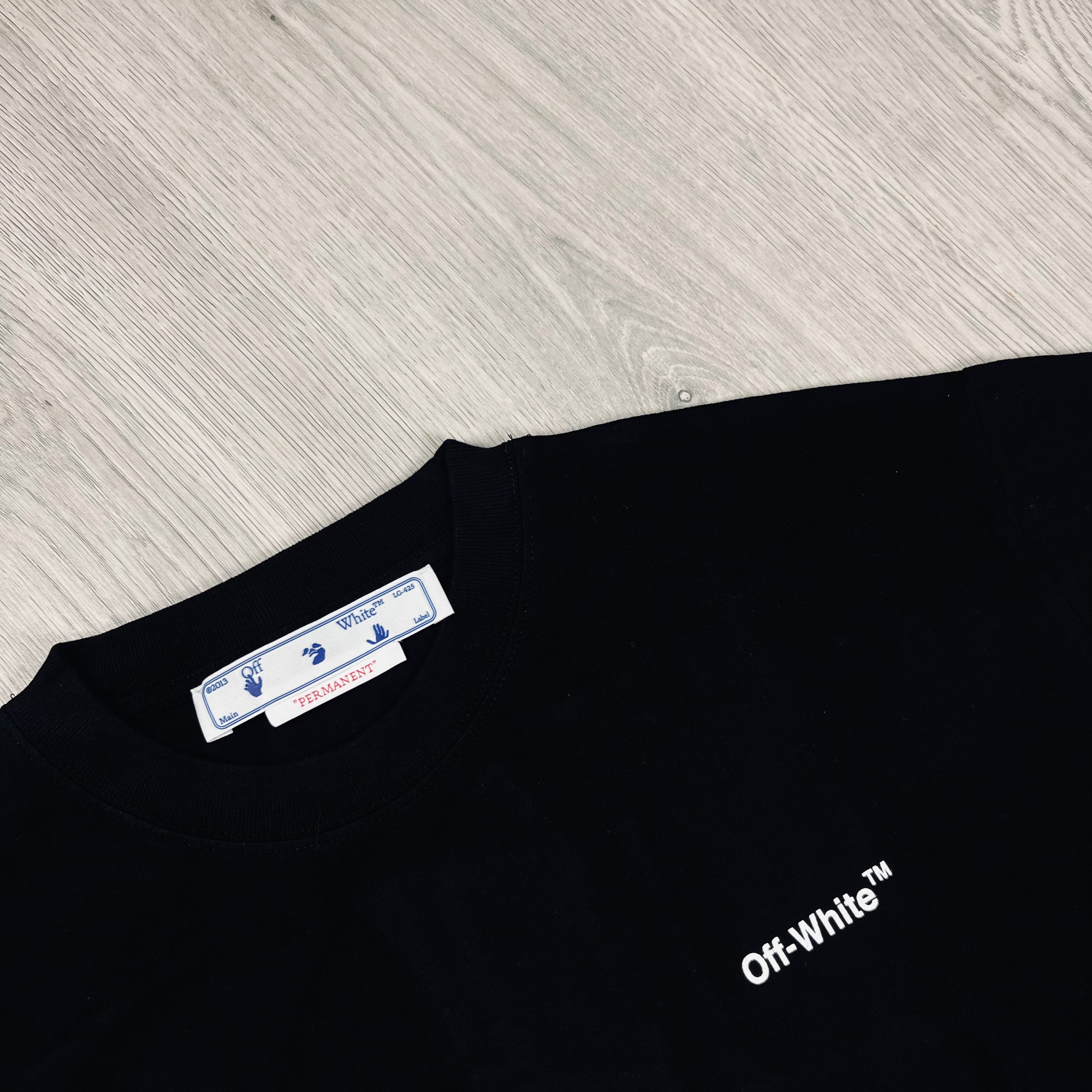 Off-White Long Sleeve T-Shirt - Black