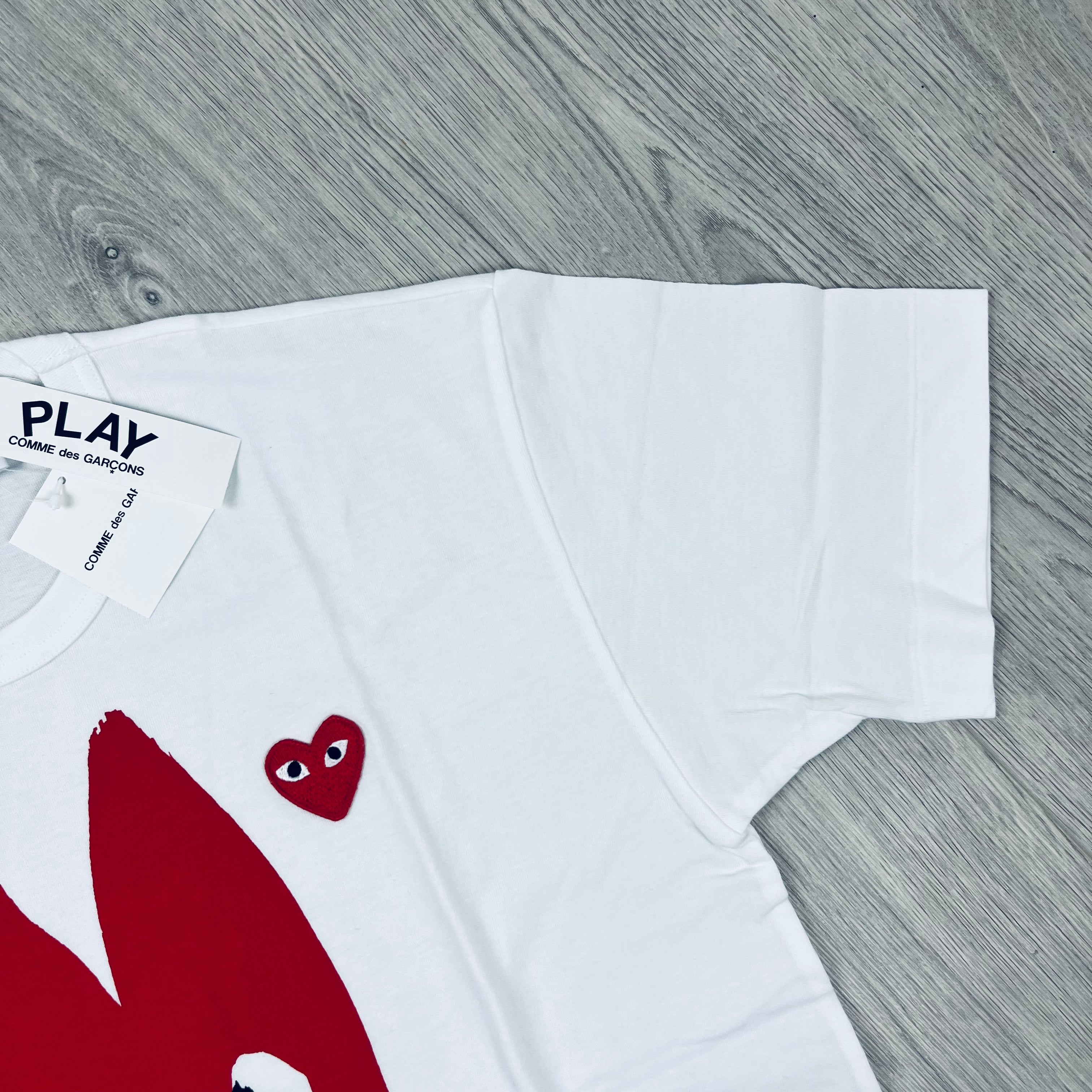 Comme des Garçons PLAY T-Shirt - White