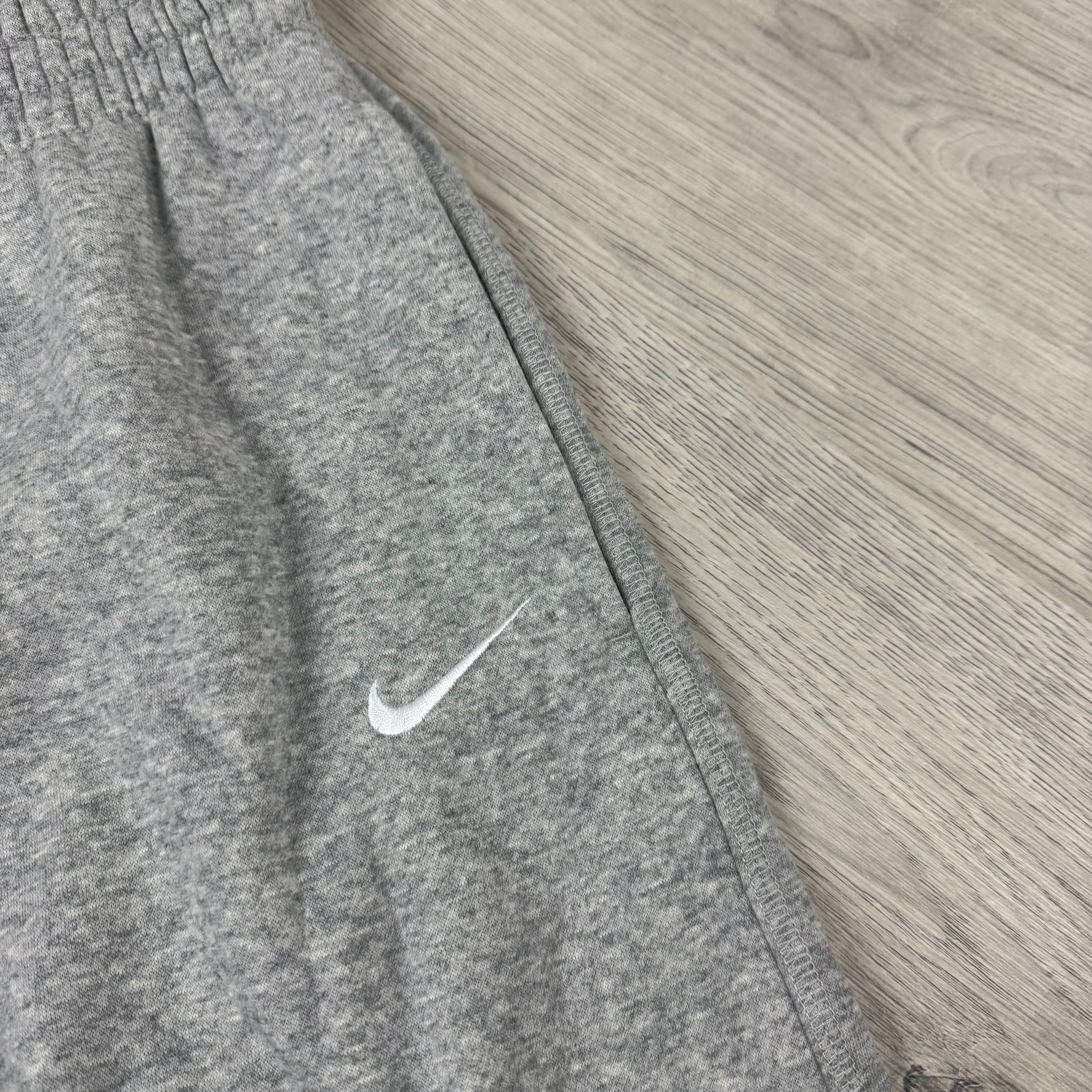Nike Club Fleece Joggers - Grey