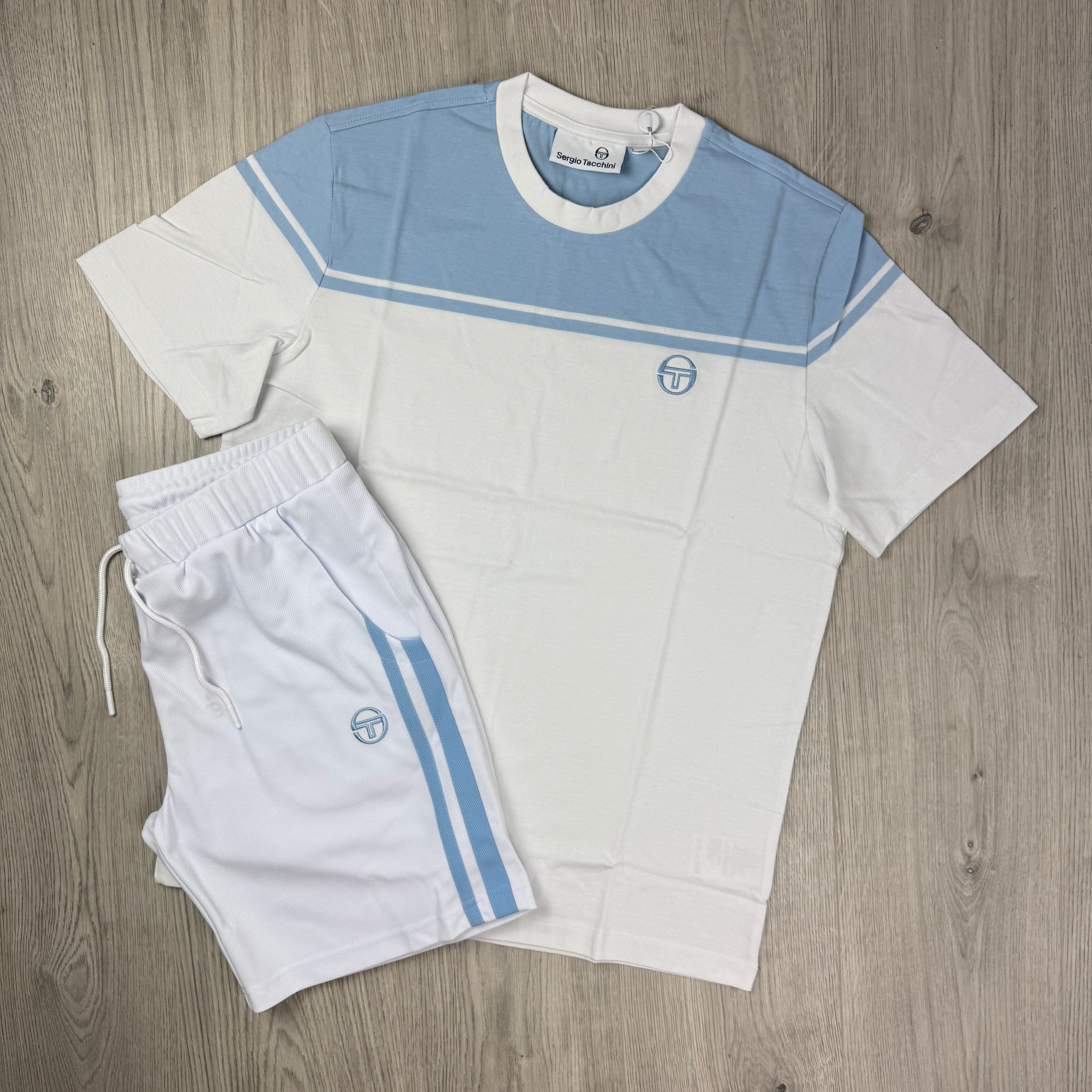 Sergio Tacchini 'Young Line' Set - White/Baby Blue