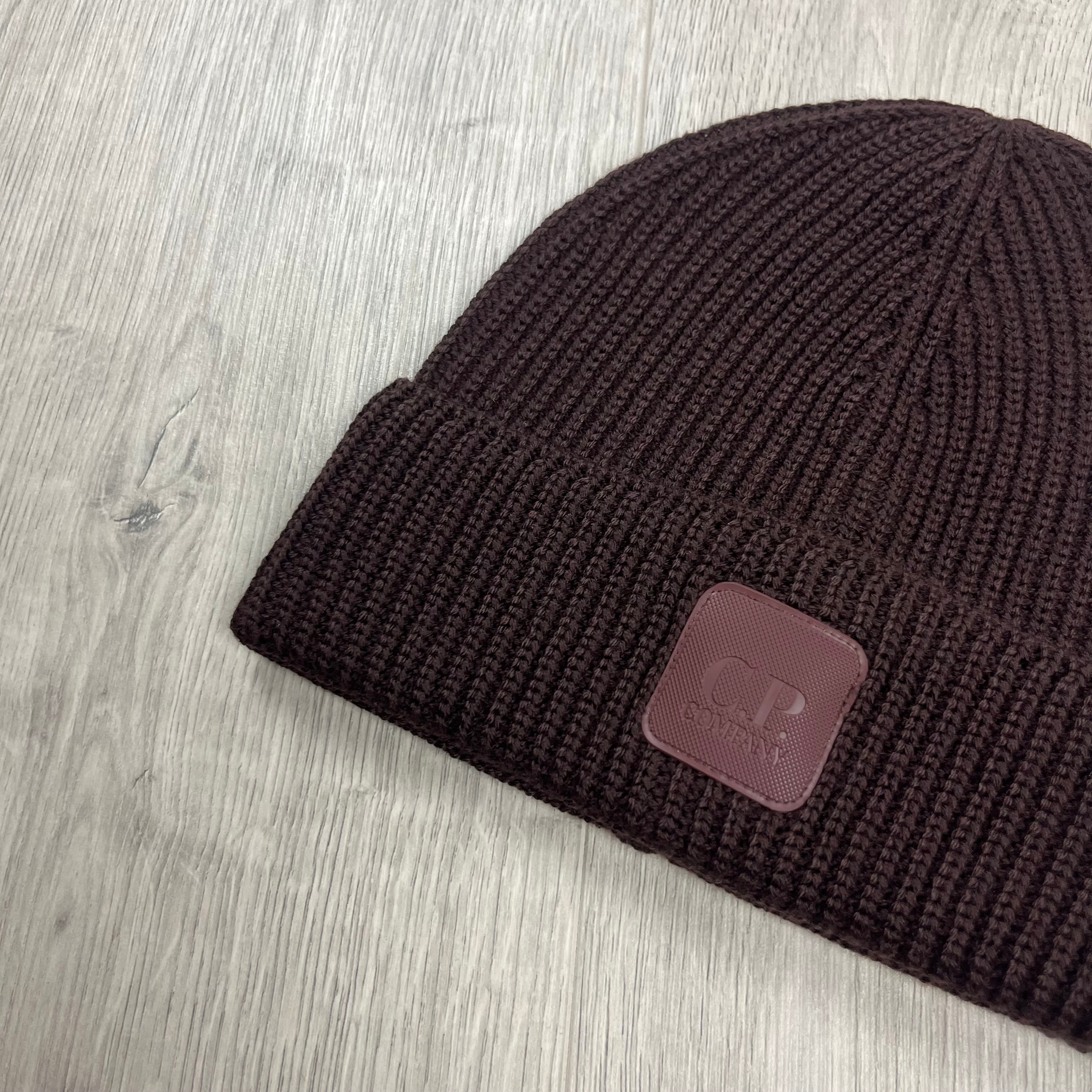 CP Company Metropolis Beanie - Rum Raisin