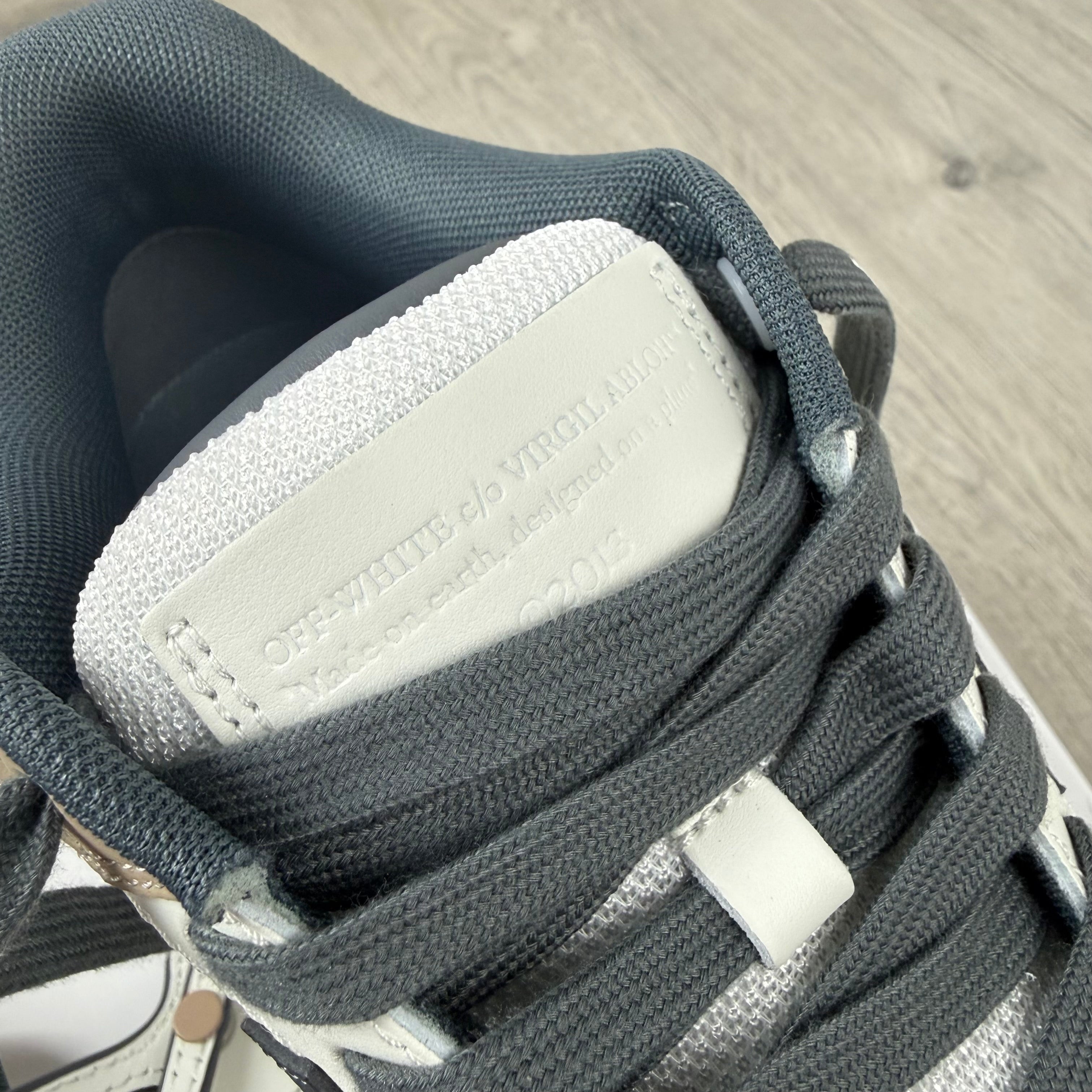 Off-White 'Out Of Office' Sneakers - Beige