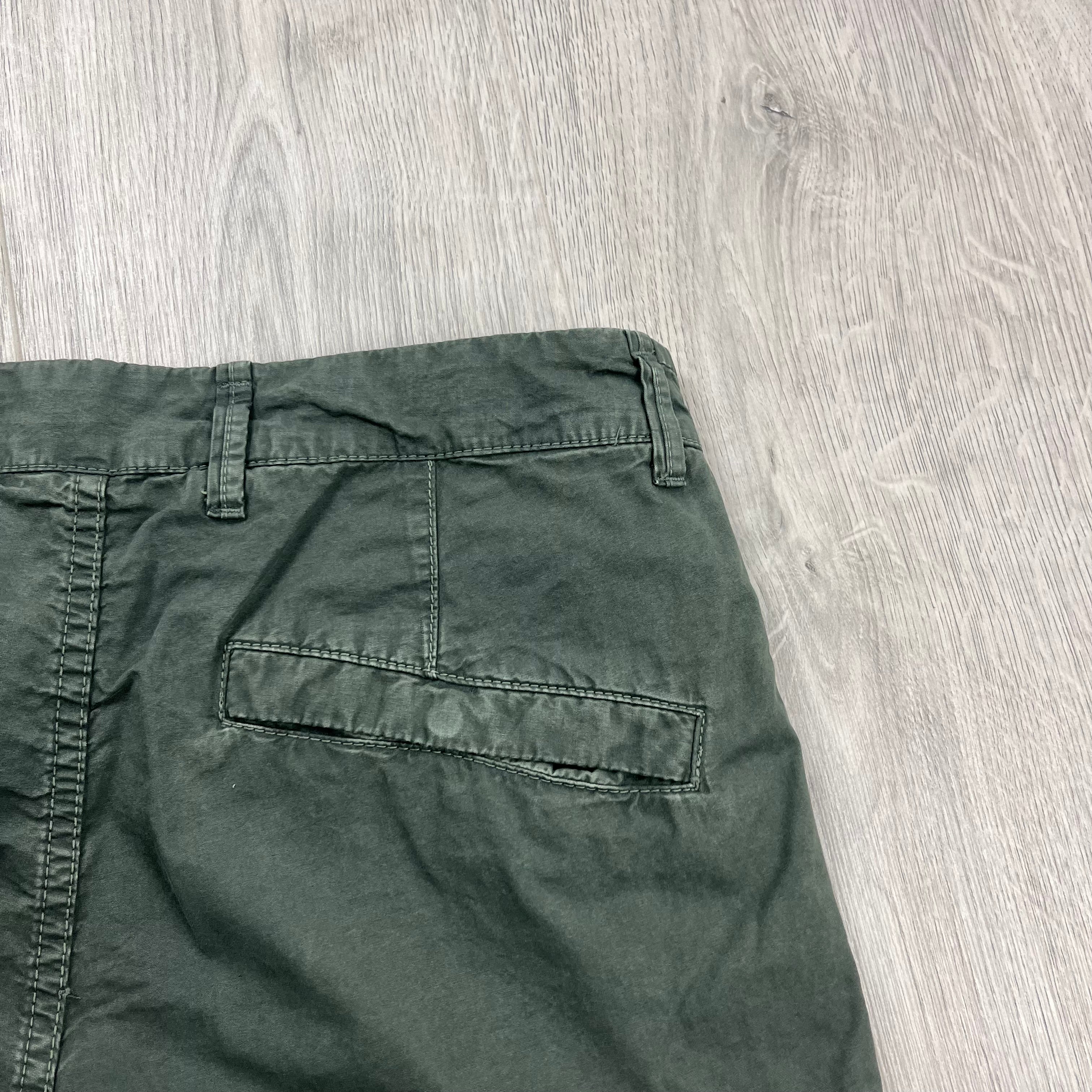 Stone Island Cargo Shorts - Musk