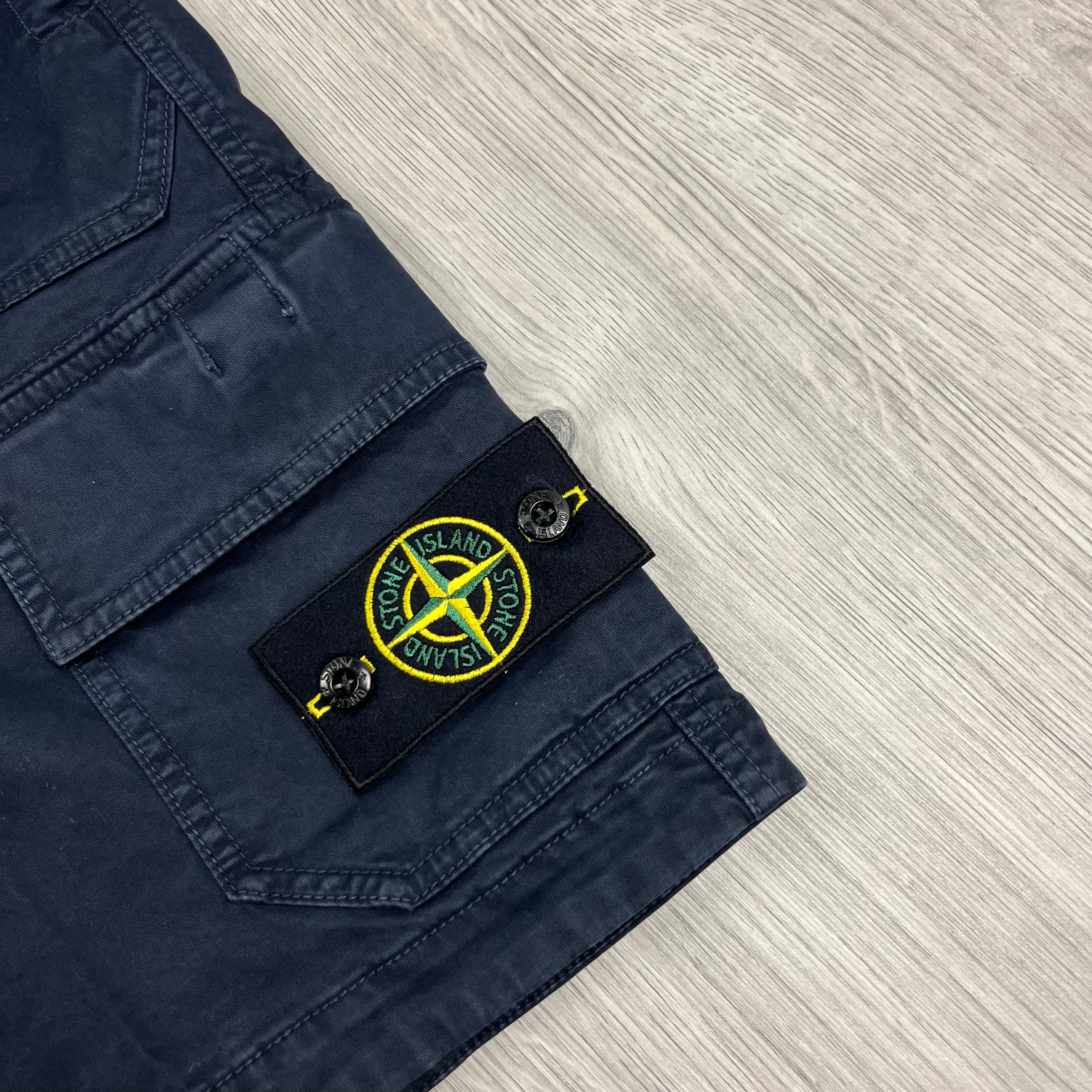 Stone Island Cargo Shorts - Navy