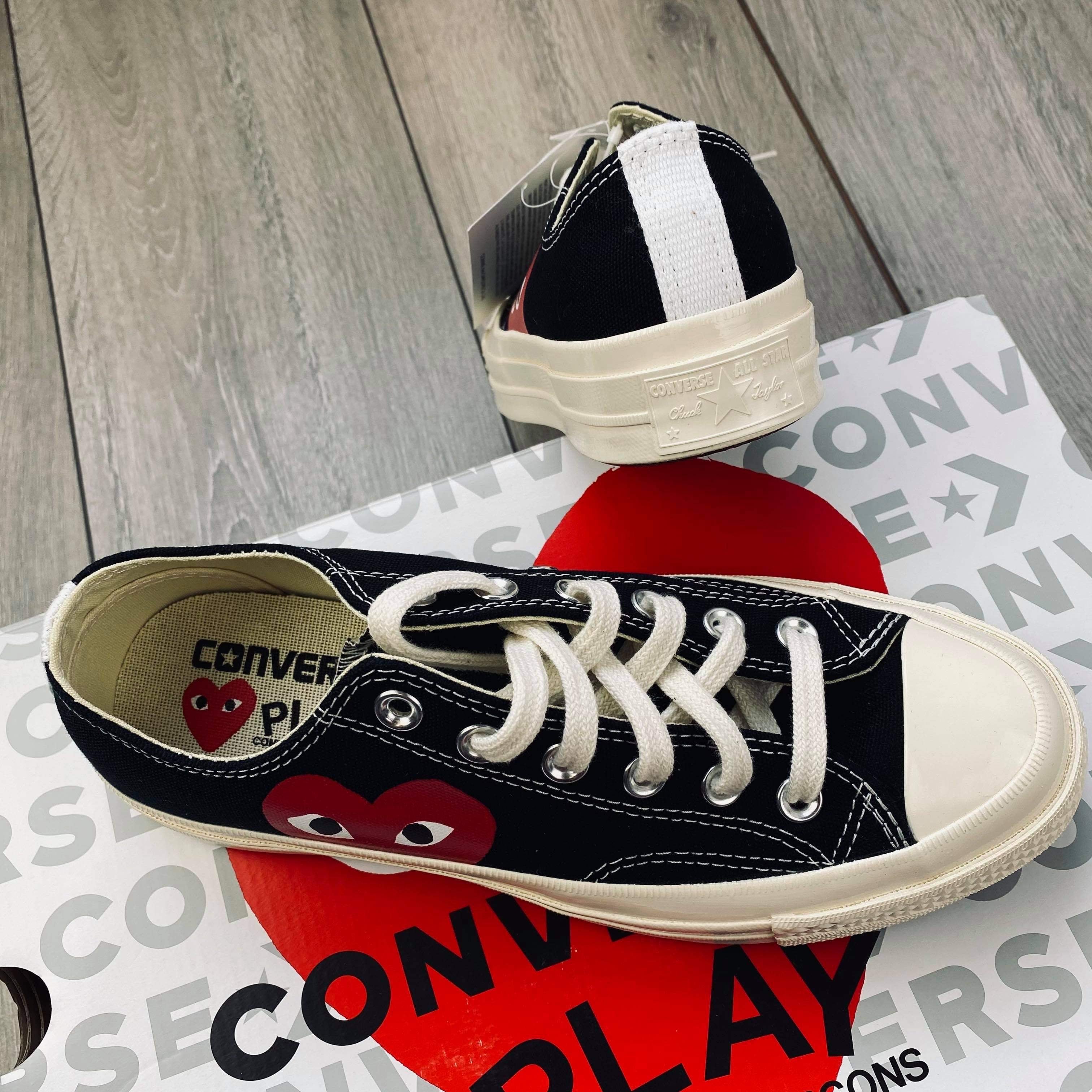 Comme des Garçons Converse Sneakers - Black