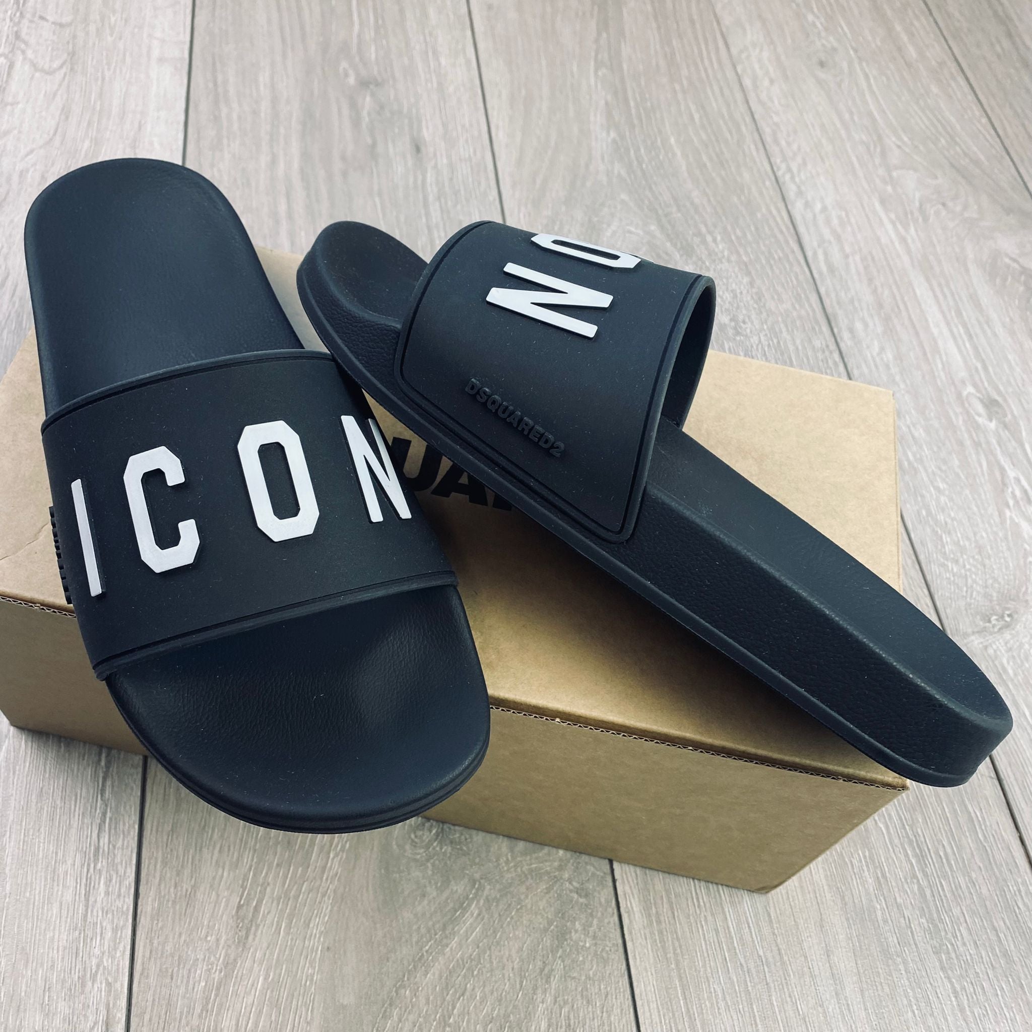 DSQUARED2 ICON Slides - Black