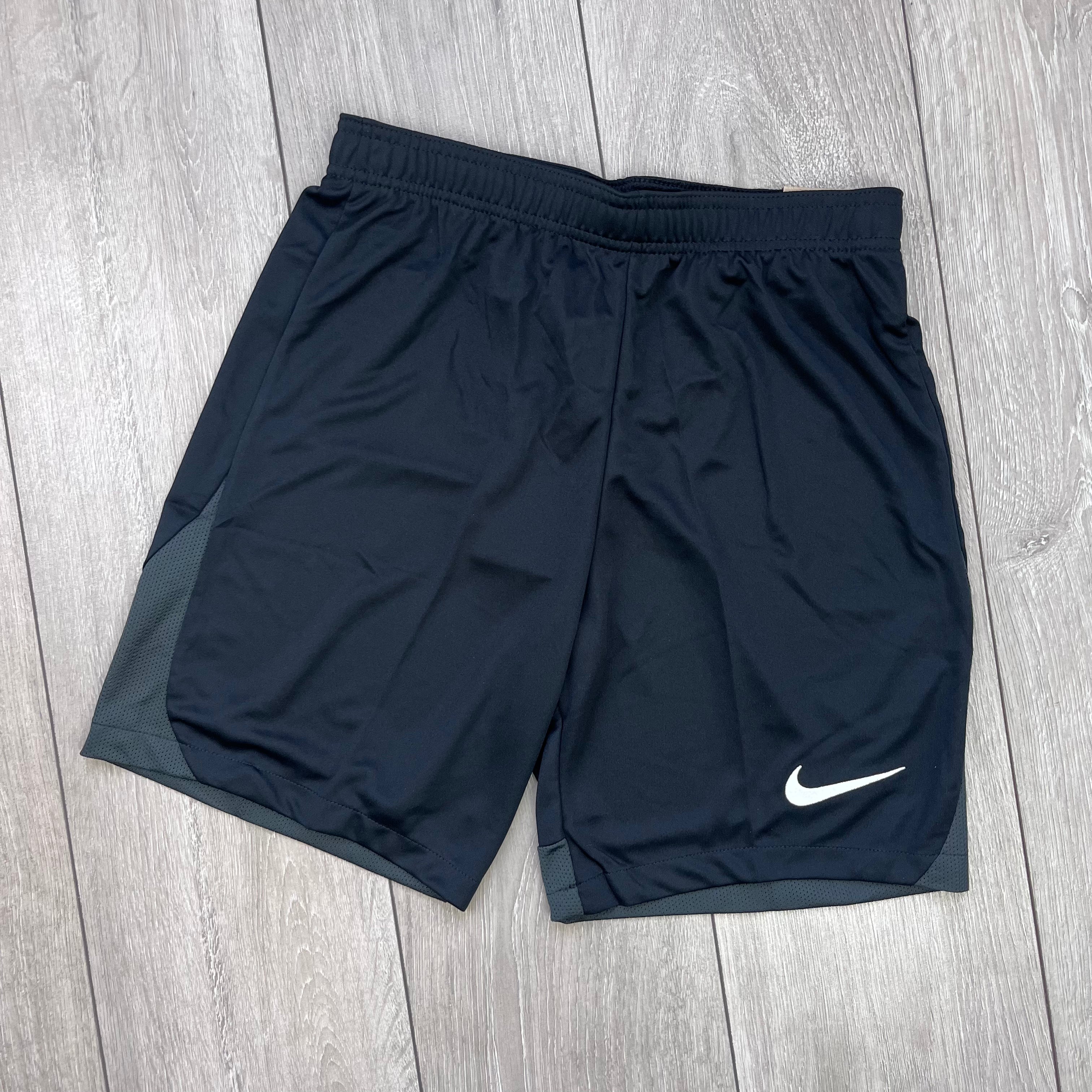 Nike Dri-Fit Shorts - Black