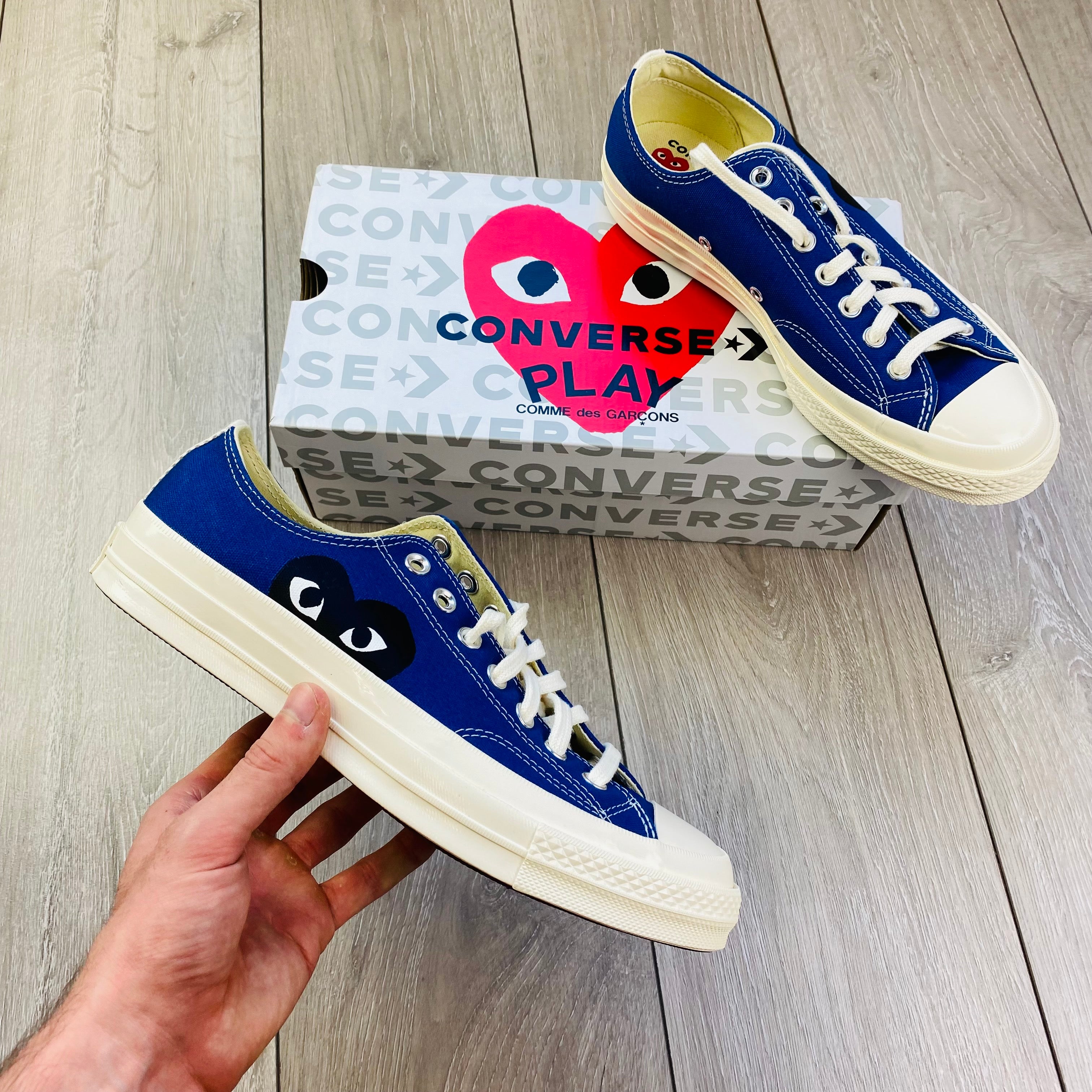 Comme des Garçons PLAY Sneakers - Blue